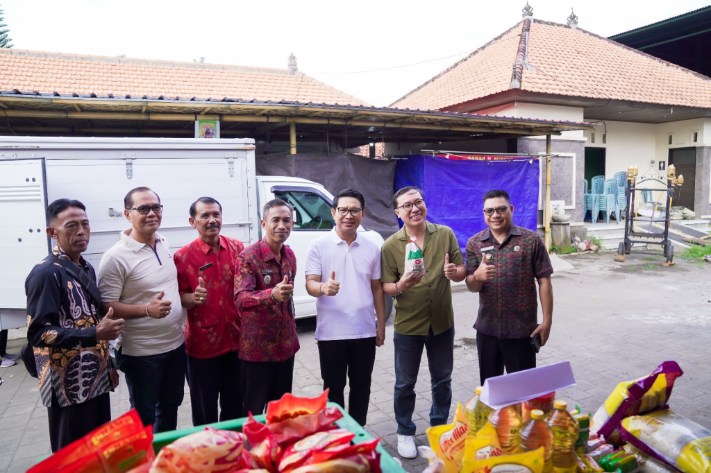 Sekda Badung Hadiri Gerakan Pangan Murah di Desa Bongkasa Pertiwi